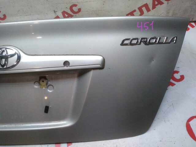 Крышка багажника TOYOTA Corolla 