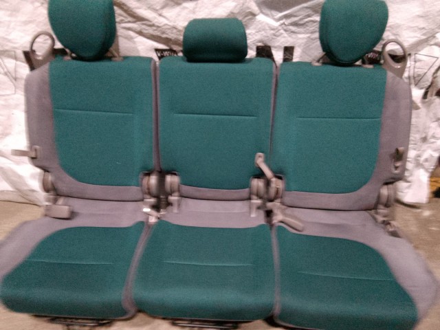 Сиденье NISSAN Tino 