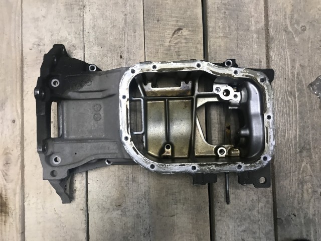 Поддон TOYOTA RAV4 3ZR-FE
