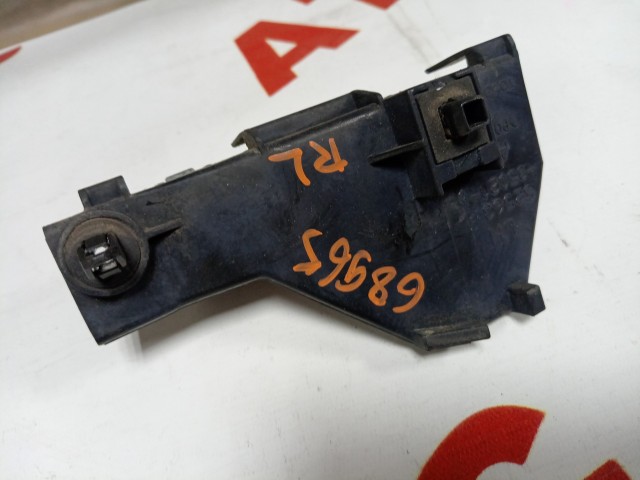 Крепление бампера TOYOTA Avensis 