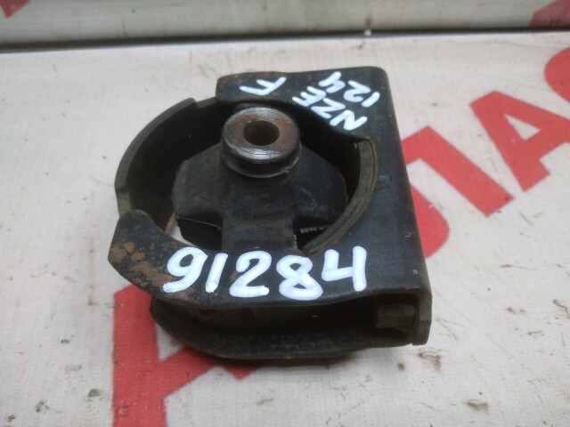 Подушка ДВС TOYOTA Corolla Fielder 1NZ-FE