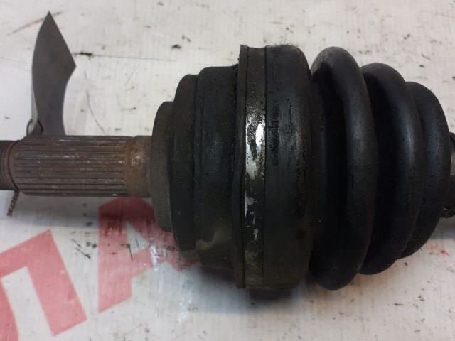 Привод короткий HONDA Saber 