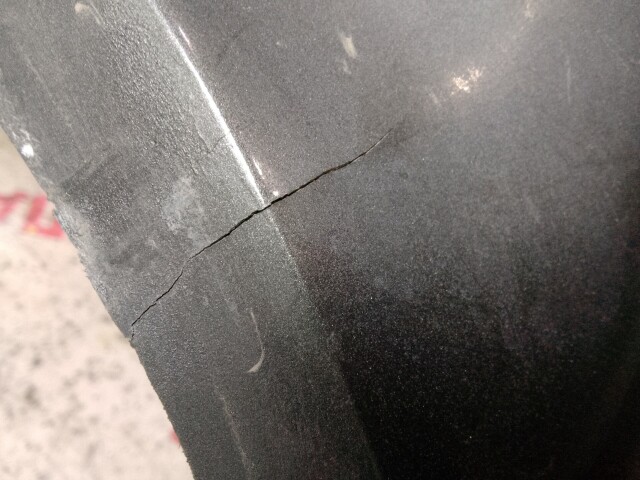 Бампер задний TOYOTA Corolla 