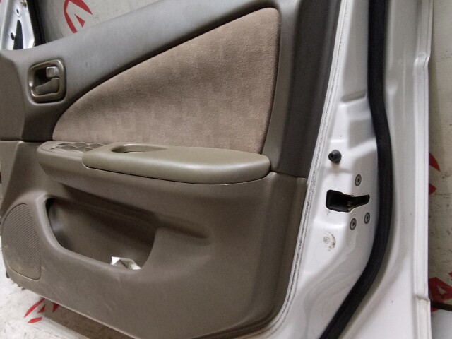 Дверь NISSAN Sunny 