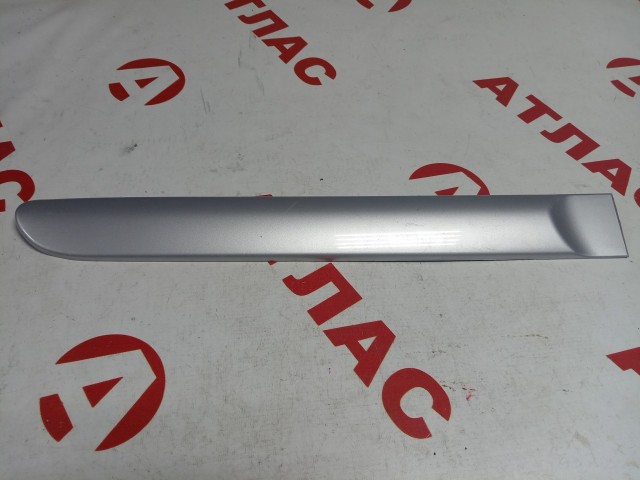 Молдинг TOYOTA FunCargo 