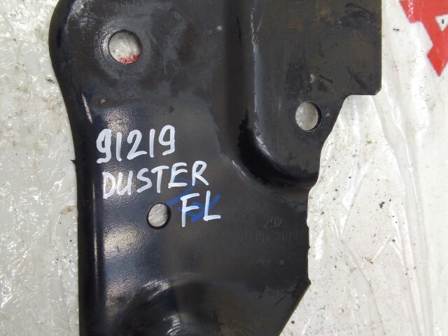 Кронштейн балки RENAULT Duster 