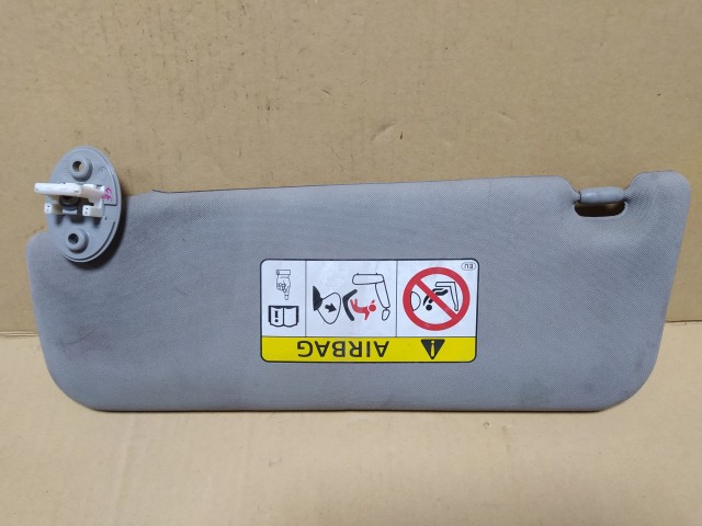 Козырёк TOYOTA Camry 