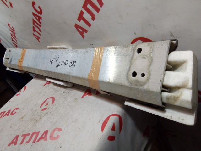 Усилитель бампера TOYOTA Camry 