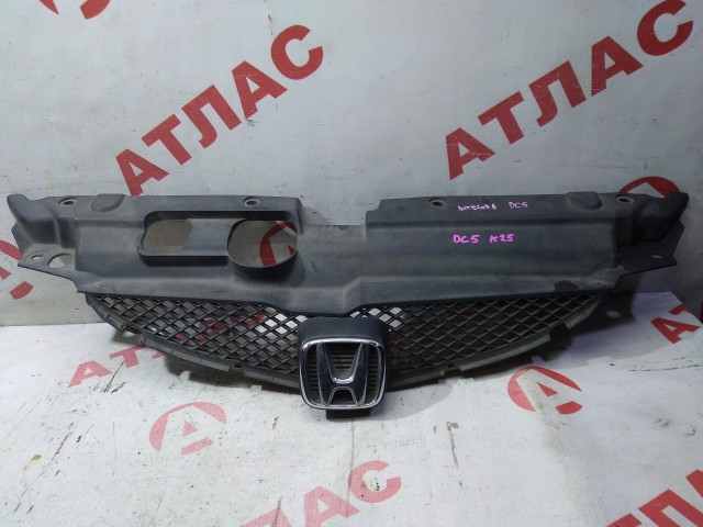 Решетка радиатора HONDA Integra 