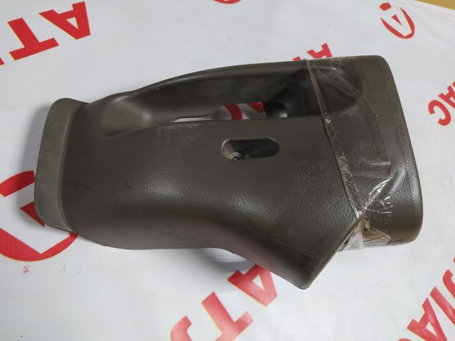 Кожух рулевой колонки TOYOTA Corolla 