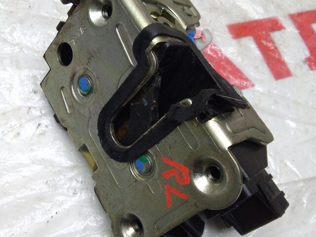 Замок двери RENAULT Duster 