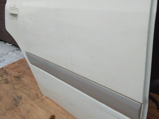 Дверь TOYOTA Corona Premio 