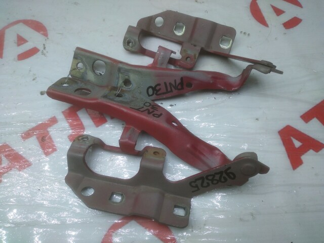 Кронштейны капота NISSAN X-Trail 