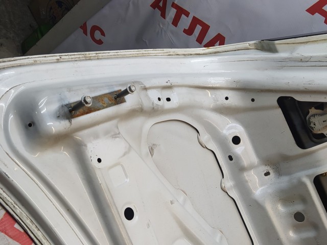 Крышка багажника TOYOTA Crown 