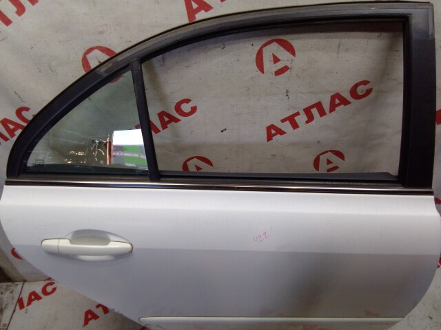 Дверь TOYOTA Avensis 