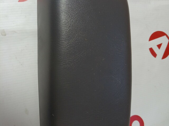 Подлокотник NISSAN Sunny 