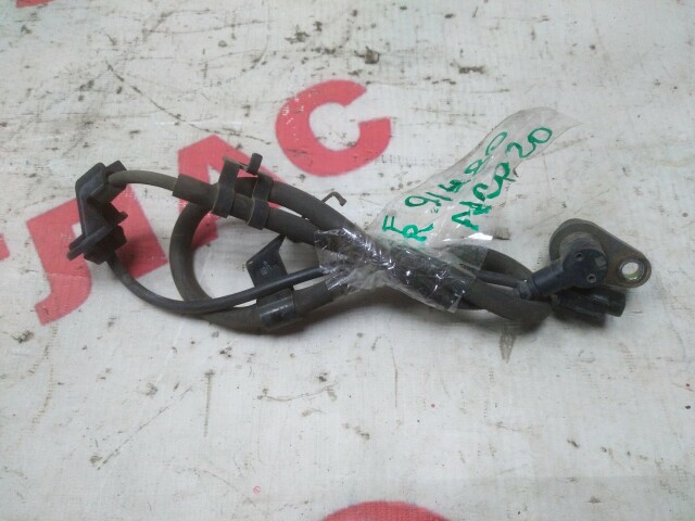 Датчик ABS TOYOTA FunCargo 