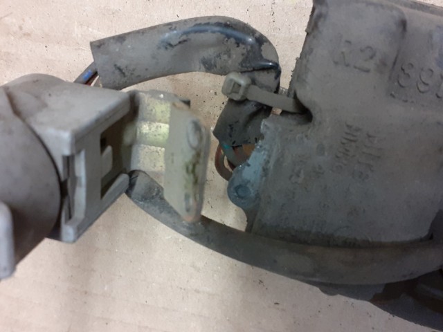 Замок двери TOYOTA Sprinter Marino 