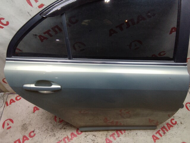 Дверь TOYOTA Avensis 