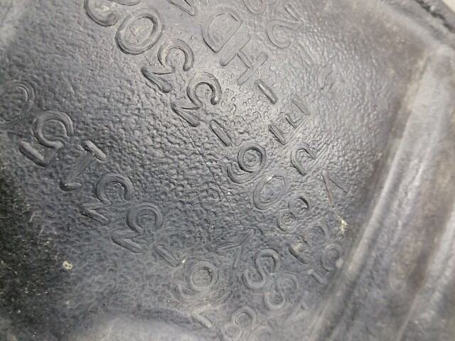 Подкрылок TOYOTA Camry 