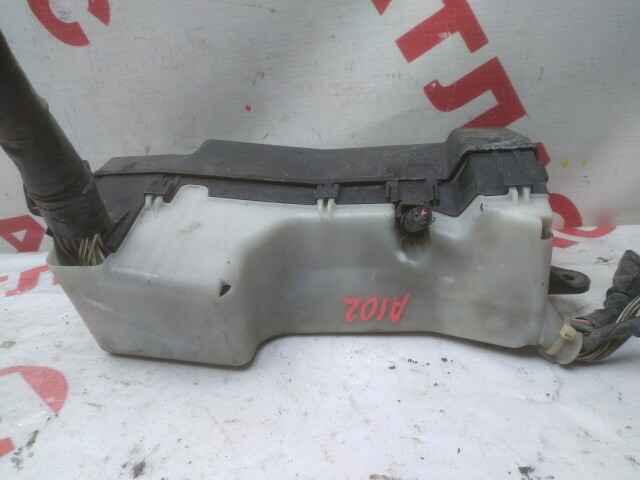 Блок предохранителей TOYOTA Avensis 1ZZ-FE