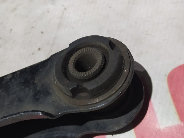 Рычаг TOYOTA Progres 