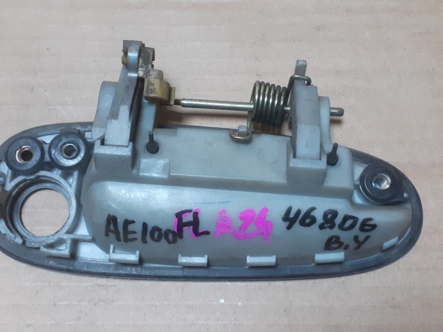 Ручка двери TOYOTA Corolla 