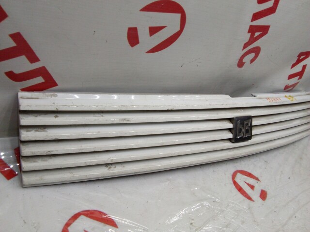 Решетка радиатора TOYOTA bB 