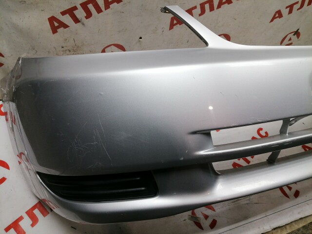 Бампер передний TOYOTA Corolla Fielder 