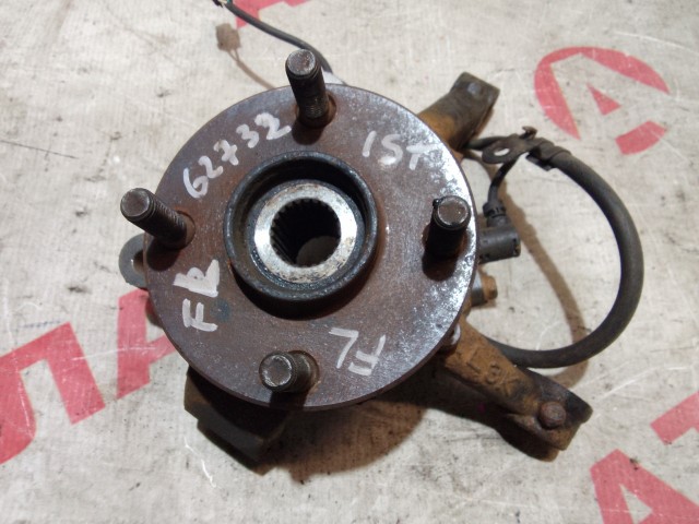 Ступица TOYOTA Ist 