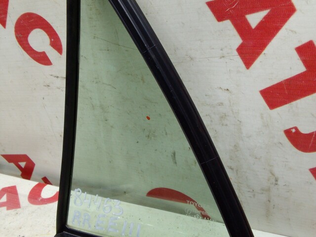 Треугольник (стекло) TOYOTA Corolla 