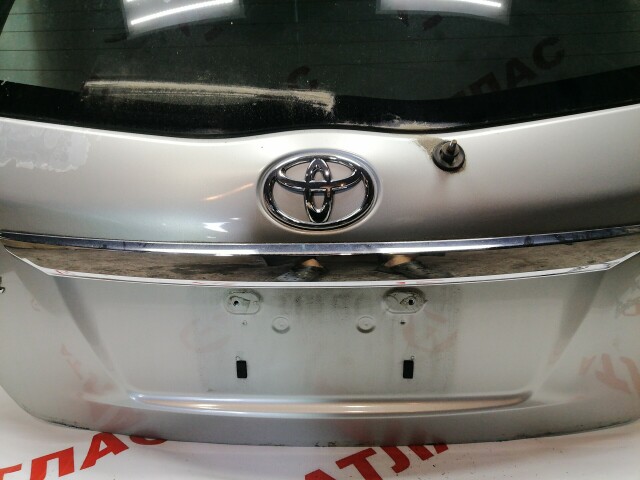 Дверь багажника TOYOTA Vitz 