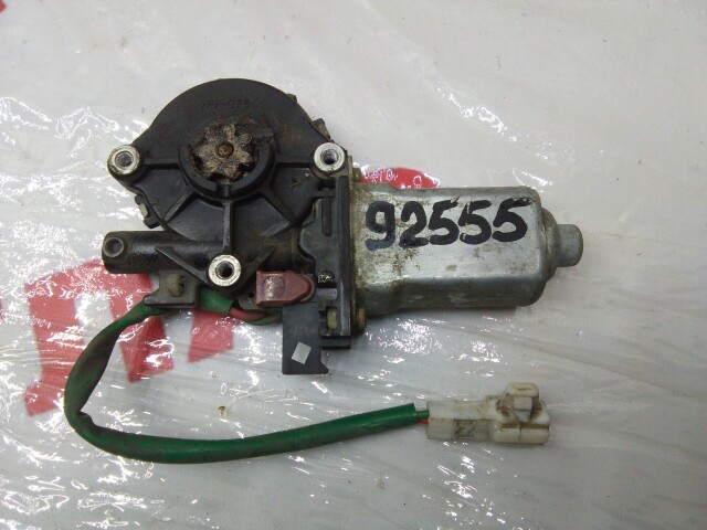 Моторчик стеклоподъёмника TOYOTA Sprinter 