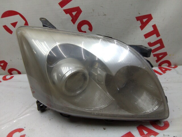 Фара TOYOTA Avensis 
