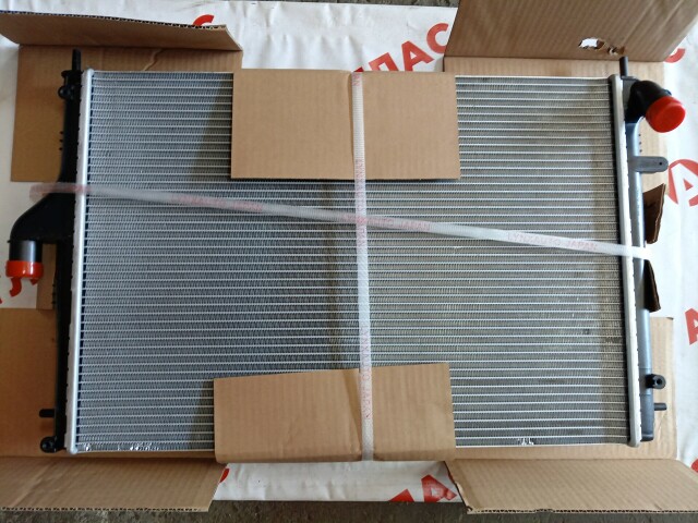 Радиатор охлаждения RENAULT Sandero Stepway 