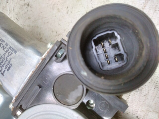 Стеклоподъемник TOYOTA Corolla 