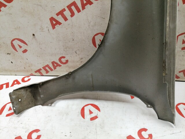Крыло NISSAN AD 