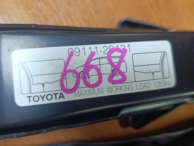 Домкрат TOYOTA Estima 