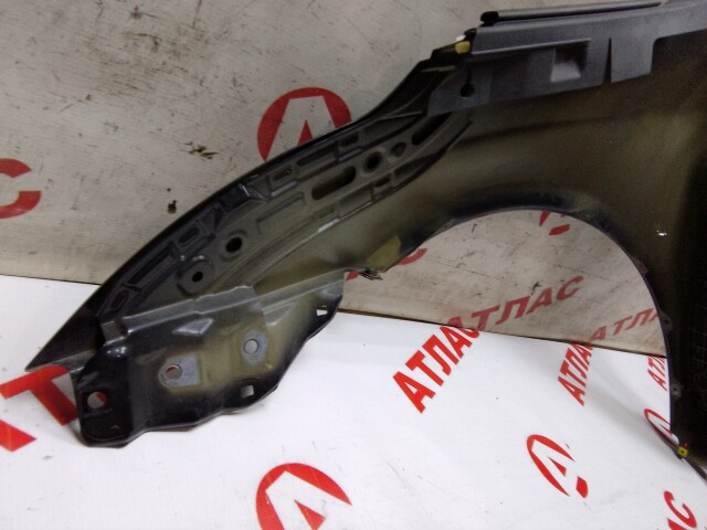 Крыло TOYOTA Avensis 