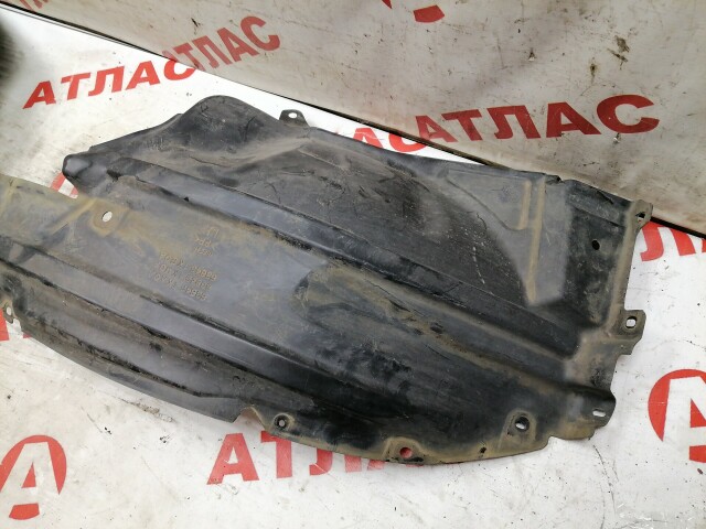 Подкрылок NISSAN Juke 