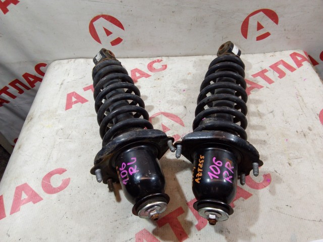 Стойка TOYOTA Avensis 