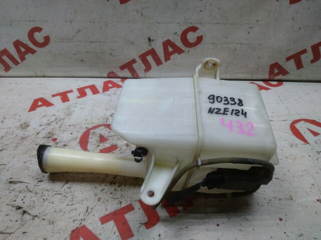 Бачок омывателя TOYOTA Corolla Fielder 