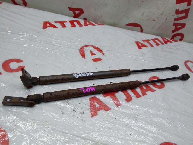 Амортизатор багажника MITSUBISHI AirTrek 