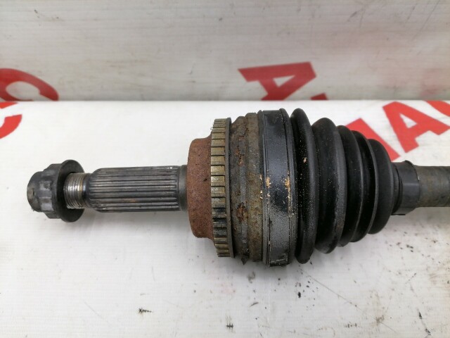 Привод короткий TOYOTA Corolla Fielder 