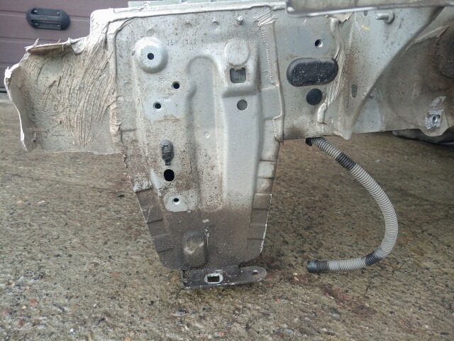 Лонжерон RENAULT Duster 