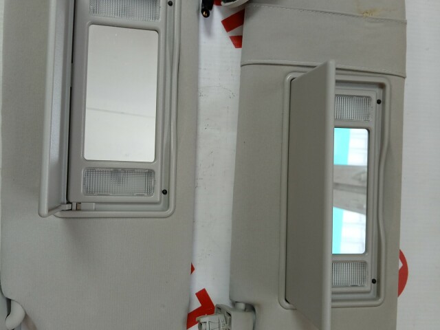 Козырёк TOYOTA Avensis 