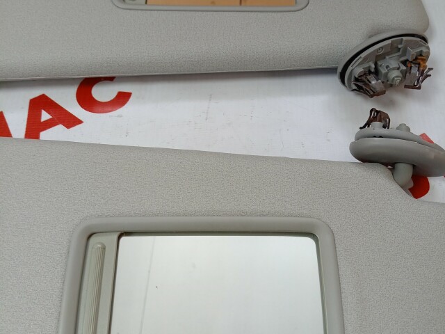 Козырёк TOYOTA Ractis 