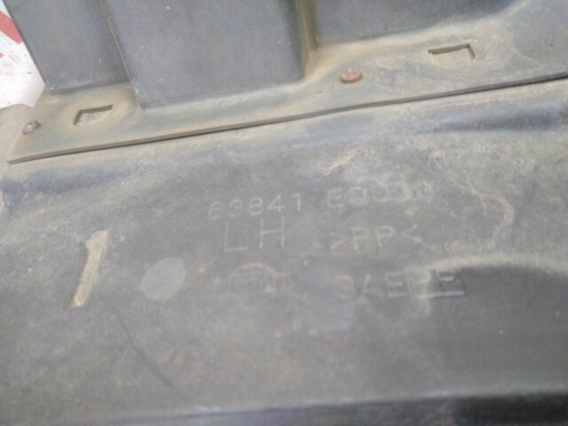 Подкрылок NISSAN X-Trail 