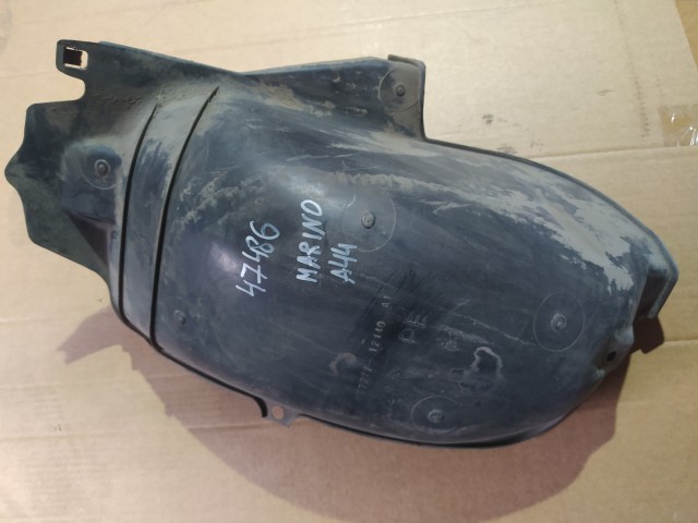 Защита горловины бензобака TOYOTA Sprinter Marino 