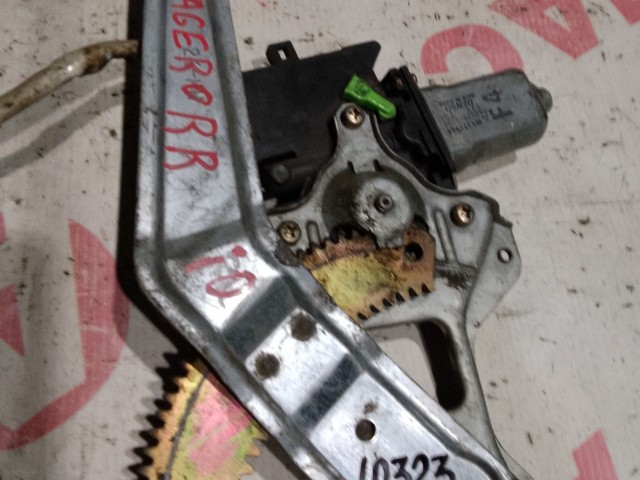 Стеклоподъемник MITSUBISHI Pajero Io 